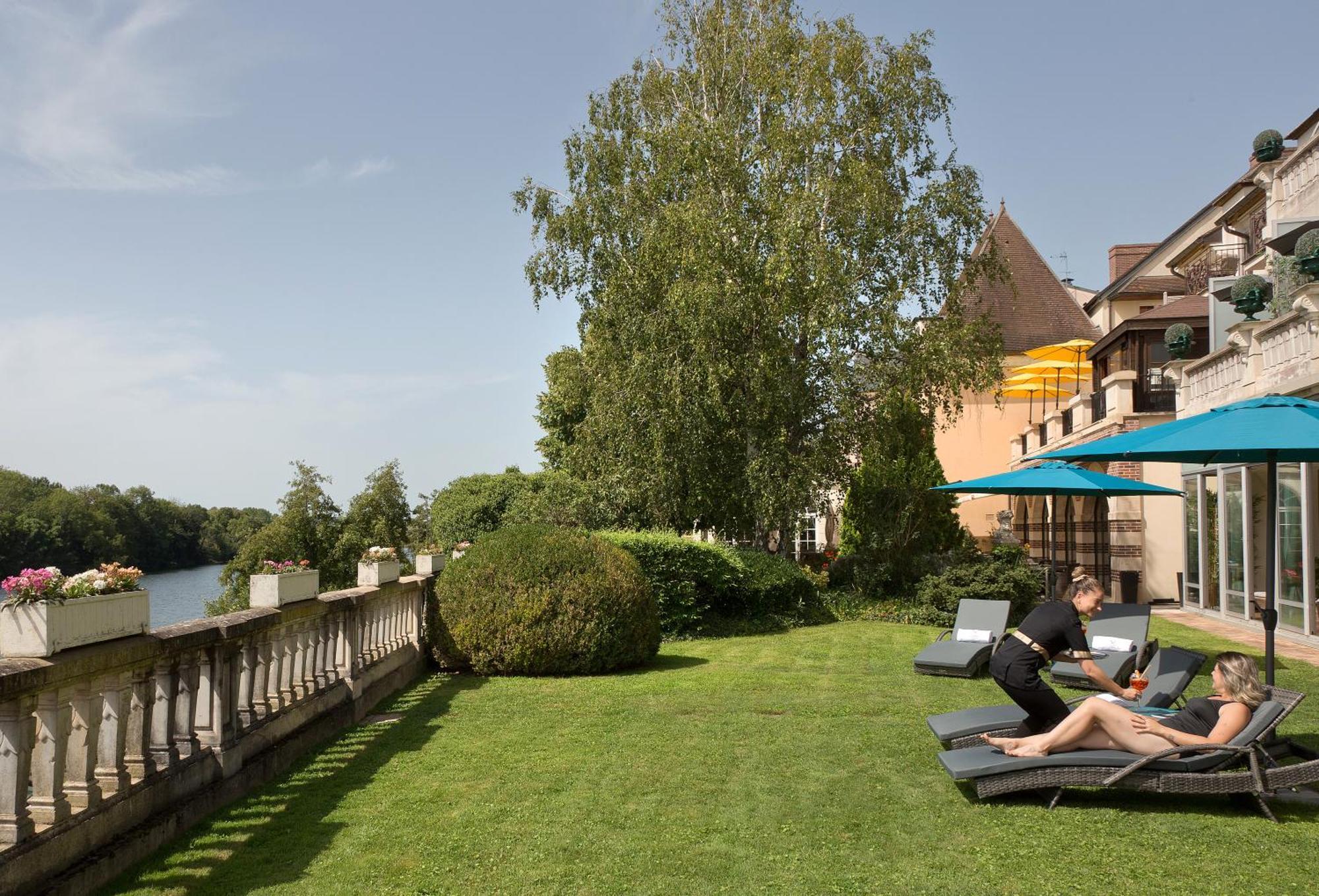 La Cote Saint Jacques Hotel Joigny Exterior photo